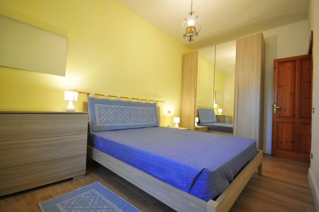 Residenza I Melograni Villa Porto Ottiolu Buitenkant foto
