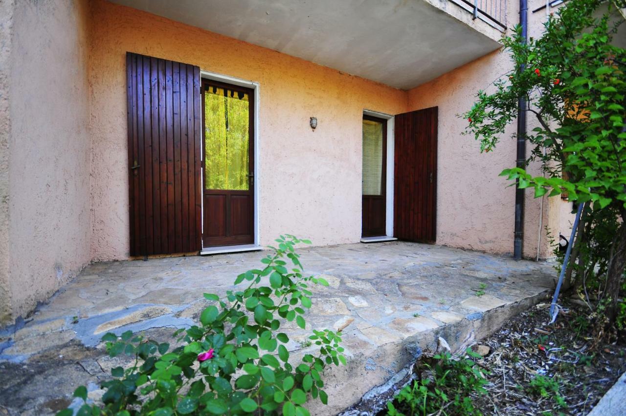 Residenza I Melograni Villa Porto Ottiolu Buitenkant foto